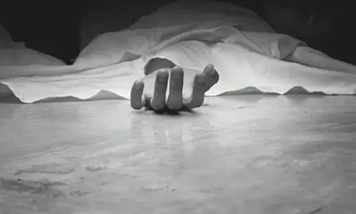 कटरा में मजदूर की गिरकर मौत