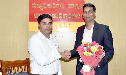 Vijayapura : नए जिला आयुक्त डॉ. आनंद के. ने पदभार ग्रहण किया