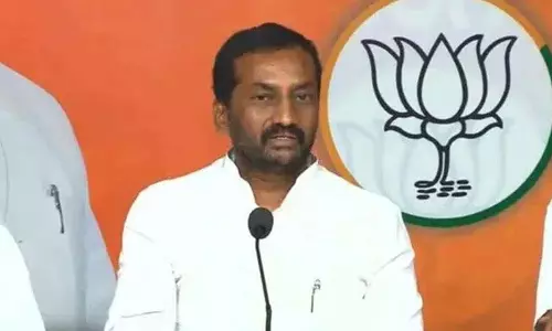 BJP सांसद ने इंदिराम्मा आवास आवंटन में सांसदों के लिए 40% कोटा मांगा