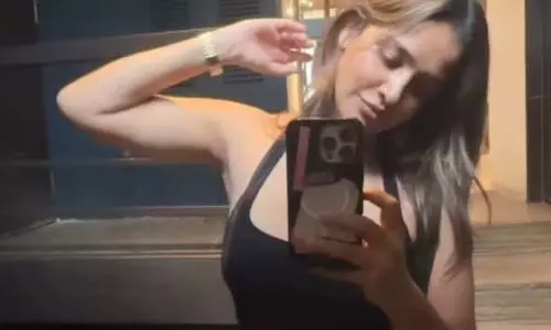Ayesha Sharma : टोन्ड बॉडी ने सोशल मीडिया पर मचाया तहलका