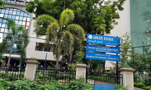 ताड़ी में मिलावट से हुई मौतों से लोगों में आक्रोश, Telangana आबकारी विभाग ढीली निगरानी के लिए जांच के घेरे में