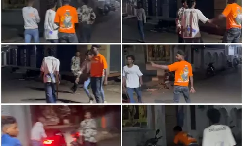 रॉड से कई बाइक को किया क्षतिग्रस्त, वीडियो वायरल होने के बाद 4 बदमाश गिरफ्तार रॉड से कई बाइक को किया क्षतिग्रस्त, वीडियो वायरल होने के बाद 4 बदमाश गिरफ्तार