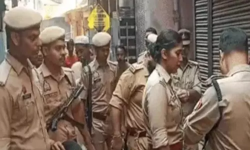 Unnao: प्रेम के अंधेपन में हैवानियत, पति का सिर काटा Unnao: प्रेम के अंधेपन में हैवानियत, पति का सिर काटा