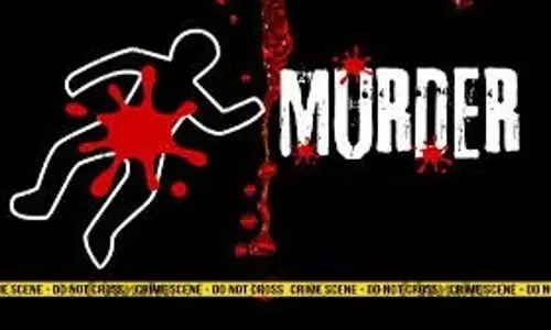 Deoria: मजदूरी मांगने पर मजदूर की पीट-पीटकर हत्या Deoria: मजदूरी मांगने पर मजदूर की पीट-पीटकर हत्या