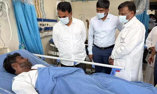 Telangana: ताड़ी से होने वाली मौतों पर आक्रोश
