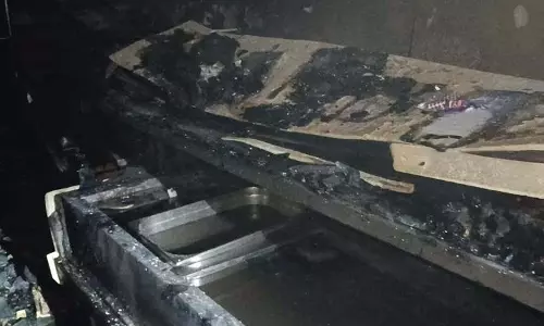 Phagwara में भीषण आग से नॉवेल्टी स्वीट्स जलकर खाक Phagwara में भीषण आग से नॉवेल्टी स्वीट्स जलकर खाक