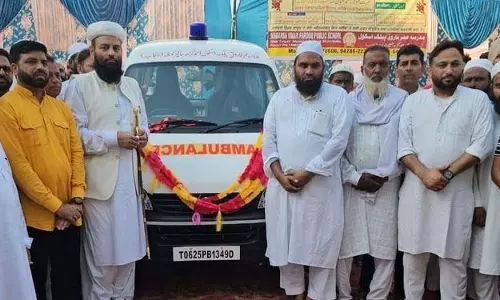 Shahi Imam ने कहा, सांप्रदायिक सौहार्द के लिए लोगों से ऑनलाइन नहीं, बल्कि ऑफलाइन जुड़ें Shahi Imam ने कहा, सांप्रदायिक सौहार्द के लिए लोगों से ऑनलाइन नहीं, बल्कि ऑफलाइन जुड़ें
