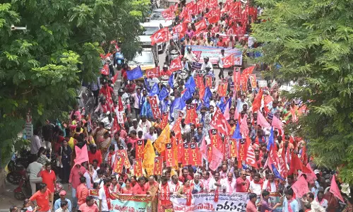 Telangana गिग वर्कर्स ने फ्लैश स्ट्राइक का समर्थन किया