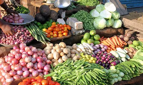 30 से 60, 50 से 100 हुआ, सब्जियों के दाम हुए दोगुने