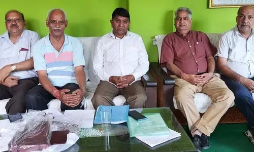 Kullu व्यापार मंडल ने अनियमित बाजारों और शुल्कों पर कार्रवाई की Kullu व्यापार मंडल ने अनियमित बाजारों और शुल्कों पर कार्रवाई की