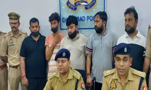 साइबर फ्रॉड गिरोह बेनकाब, बीमा और बिटकॉइन के नाम पर ठगी, 5 गिरफ्तार साइबर फ्रॉड गिरोह बेनकाब, बीमा और बिटकॉइन के नाम पर ठगी, 5 गिरफ्तार