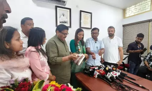ओडिशा के पूर्व मुख्यमंत्री हेमानंद बिस्वाल की बेटी कांग्रेस में शामिल हुई