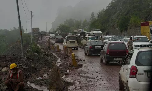 Shimla MC क्षेत्र में राजमार्गों के किनारे निर्माण अब सड़क स्तर से एक मीटर नीचे होना चाहिए Shimla MC क्षेत्र में राजमार्गों के किनारे निर्माण अब सड़क स्तर से एक मीटर नीचे होना चाहिए