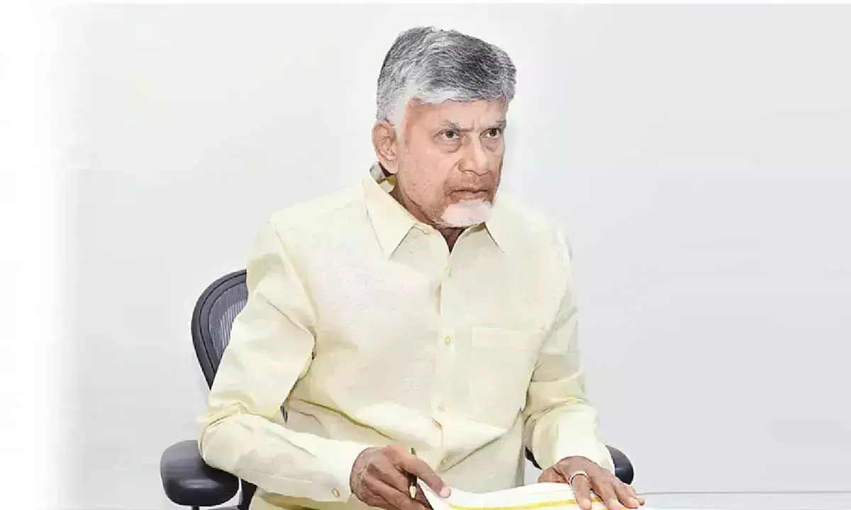 Andhra: मुख्यमंत्री ने लोगों के कल्याण के लिए तकनीक का लाभ उठाने पर जोर दिया