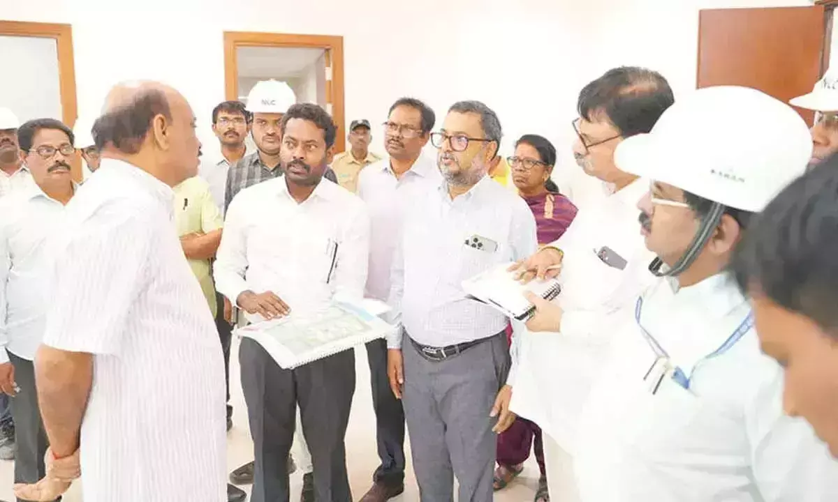 Andhra: स्पीकर ने अमरावती में विधायक और एमएलसी आवासों का निरीक्षण किया