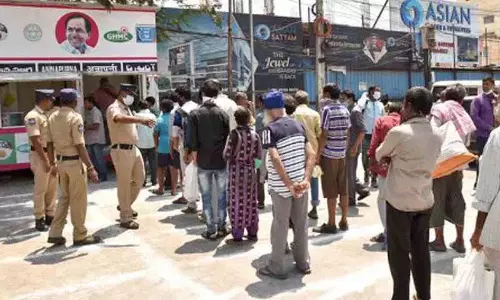 Hyderabad में इंदिराम्मा कैंटीनों में 5 रुपये में नाश्ता शुरू किया जाएगा Hyderabad में इंदिराम्मा कैंटीनों में 5 रुपये में नाश्ता शुरू किया जाएगा