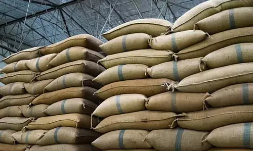 एक बार में 15 क्विंटल धान की सरकारी खरीद रोकने का नया उपाय