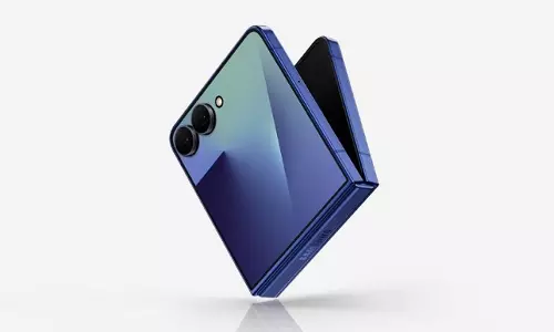 Samsung Galaxy Z Flip 7, Galaxy Z Flip 7 FE भारत में लॉन्च: इन फ्लिप डिवाइस के फीचर्स देखें Samsung Galaxy Z Flip 7, Galaxy Z Flip 7 FE भारत में लॉन्च: इन फ्लिप डिवाइस के फीचर्स देखें