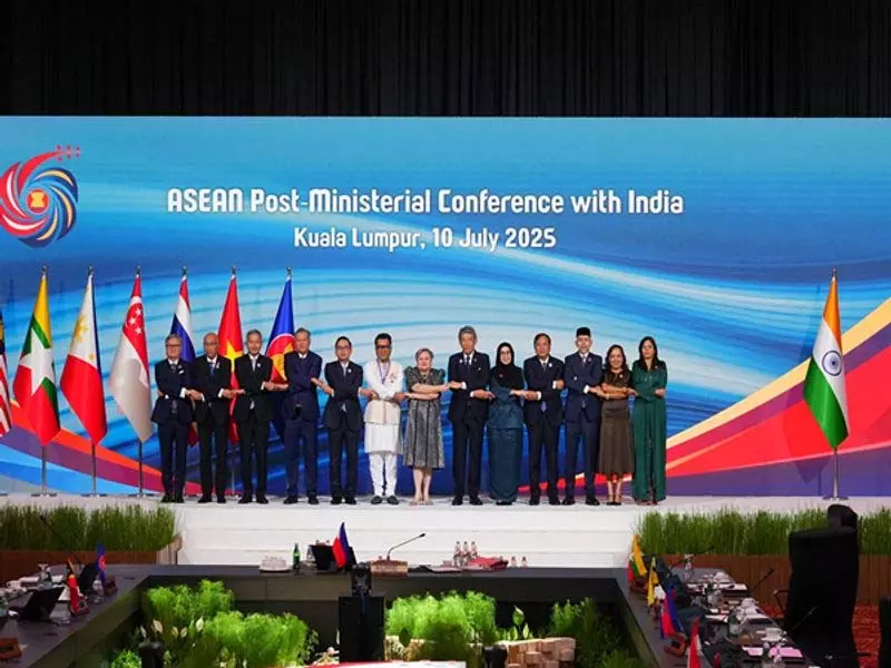 भारत-आसियान ने अगले 5 वर्षों की नई कार्ययोजना अपनाई भारत-आसियान ने अगले 5 वर्षों की नई कार्ययोजना अपनाई