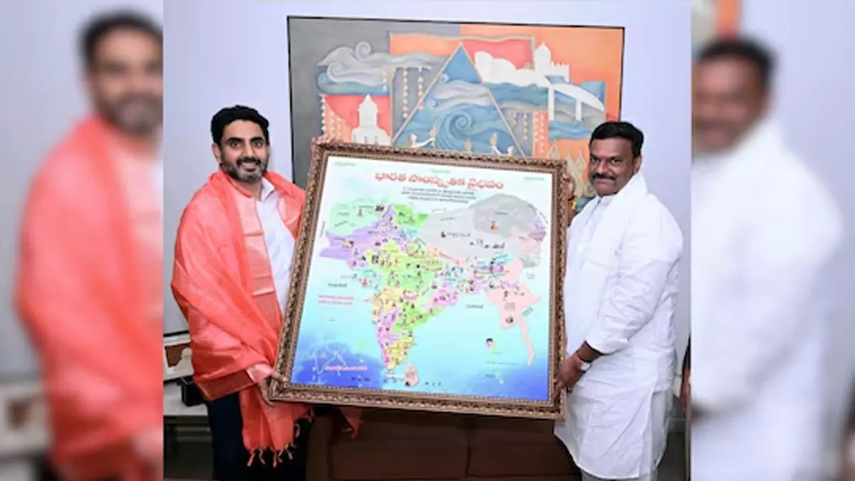 Telangana को न दिखाने वाला नक्शा हुआ वायरल, आंध्र नेताओं पर उठे सवाल Telangana को न दिखाने वाला नक्शा हुआ वायरल, आंध्र नेताओं पर उठे सवाल