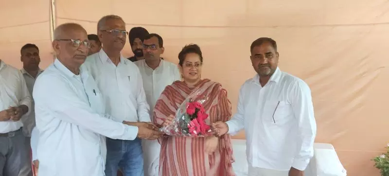 Haryana : स्वास्थ्य मंत्री आज उज्ज्वल दृष्टि अभियान शुरू करेंगे Haryana : स्वास्थ्य मंत्री आज उज्ज्वल दृष्टि अभियान शुरू करेंगे