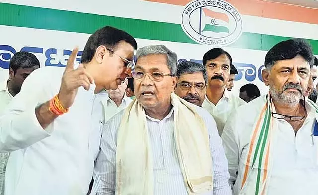 निगम-बोर्ड अध्यक्ष की नियुक्ति 16 जुलाई को होगी अंतिम रूप, मैं पांच साल तक सीएम रहूंगा: Siddaramaiah निगम-बोर्ड अध्यक्ष की नियुक्ति 16 जुलाई को होगी अंतिम रूप, मैं पांच साल तक सीएम रहूंगा: Siddaramaiah