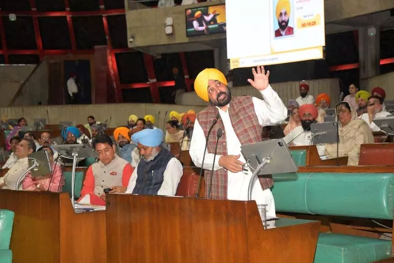 विदेश मंत्रालय की आलोचना के बाद, भगवंत मान ने पंजाब विधानसभा में Modi पर अपनी टिप्पणी दोहराई विदेश मंत्रालय की आलोचना के बाद, भगवंत मान ने पंजाब विधानसभा में Modi पर अपनी टिप्पणी दोहराई