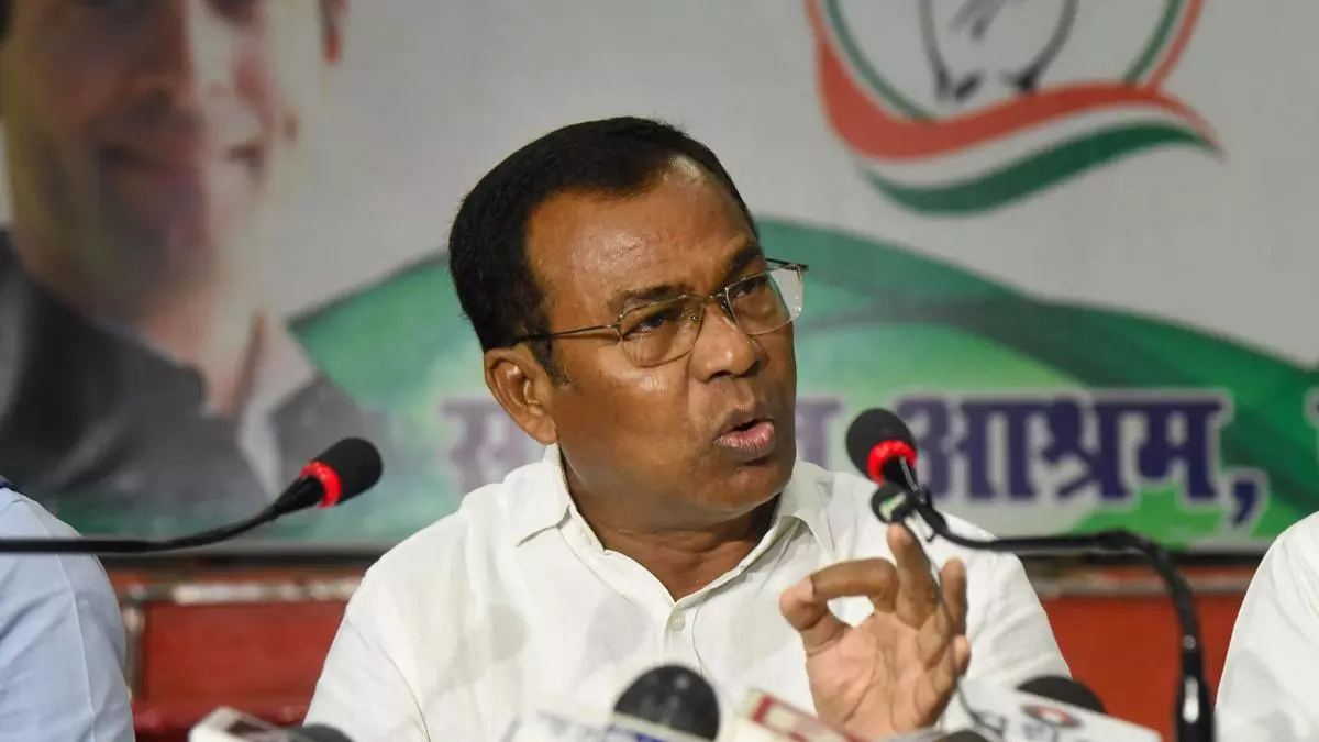 चरण ने ड्राइवरों से राहुल गांधी रैली के लिए समर्थन की अपील की चरण ने ड्राइवरों से राहुल गांधी रैली के लिए समर्थन की अपील की