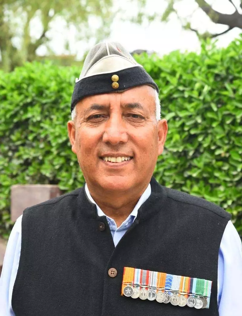 पूर्व सैनिकों ने राज्य निगम के CMD के रूप में असैन्य व्यक्ति की नियुक्ति का विरोध किया पूर्व सैनिकों ने राज्य निगम के CMD के रूप में असैन्य व्यक्ति की नियुक्ति का विरोध किया