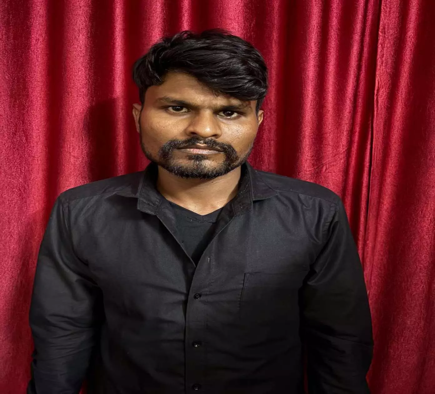 गांजा तस्करी करते मध्यप्रदेश का तस्कर गिरफ्तार, 10 किलो 963 ग्राम गांजा बरामद गांजा तस्करी करते मध्यप्रदेश का तस्कर गिरफ्तार, 10 किलो 963 ग्राम गांजा बरामद