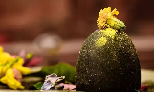 Sawan 2025: सावन के पहले दिन इस मंत्र से करें शुरुआत, भगवान शिव का मिलेगा विशेष आशीर्वाद Sawan 2025: सावन के पहले दिन इस मंत्र से करें शुरुआत, भगवान शिव का मिलेगा विशेष आशीर्वाद