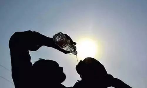 Chennai सहित 12 स्थानों पर भीषण गर्मी Chennai सहित 12 स्थानों पर भीषण गर्मी