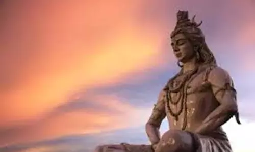 Savan का पहला दिन कब करें शिव पूजन? जानें मुहूर्त व विधि Savan का पहला दिन कब करें शिव पूजन? जानें मुहूर्त व विधि