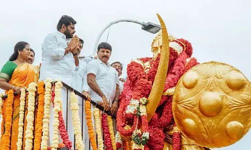 अज़हागुमुथु खोन की बहादुरी और बलिदान की प्रशंसा करें: पार्टी नेता की प्रशंसा
