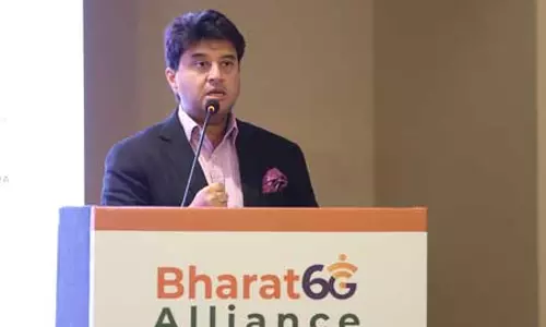 सरकार 6जी टेक्नोलॉजी में अगली पीढ़ी के इनोवेशन को बढ़ावा देने के लिए प्रतिबद्ध : ज्योतिरादित्य सिंधिया सरकार 6जी टेक्नोलॉजी में अगली पीढ़ी के इनोवेशन को बढ़ावा देने के लिए प्रतिबद्ध : ज्योतिरादित्य सिंधिया