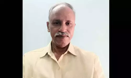 Andhra: लक्का श्रीनिवासुलु को संत कबीर पुरस्कार जीतने पर सम्मानित किया