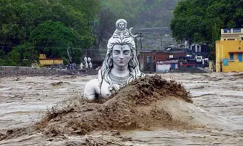 केरल समेत 6 आपदा प्रभावित राज्यों के लिए 1,066 करोड़ का कोष : केंद्र सरकार ने दी मंज़ूरी केरल समेत 6 आपदा प्रभावित राज्यों के लिए 1,066 करोड़ का कोष : केंद्र सरकार ने दी मंज़ूरी