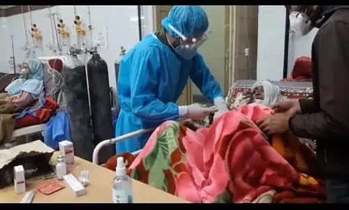 कुपवाड़ा गांव में दूषित पानी पीने से 200 से अधिक लोग बीमार कुपवाड़ा गांव में दूषित पानी पीने से 200 से अधिक लोग बीमार