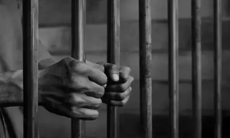 Manipur की अदालत ने पॉक्सो मामले में 63 वर्षीय व्यक्ति को 2 साल की सजा सुनाई Manipur की अदालत ने पॉक्सो मामले में 63 वर्षीय व्यक्ति को 2 साल की सजा सुनाई