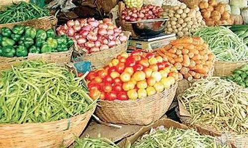 Odisha के कई जिलों में आवश्यक वस्तुओं की आपूर्ति बाधित Odisha के कई जिलों में आवश्यक वस्तुओं की आपूर्ति बाधित