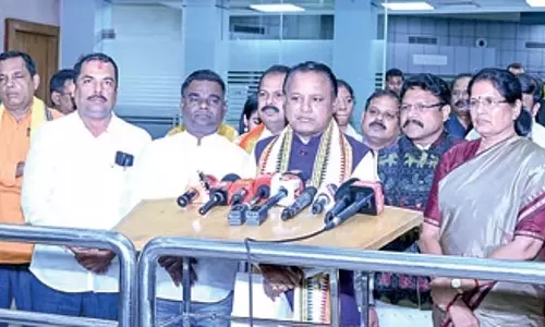 पूर्वी क्षेत्रीय परिषद की बैठक अगले साल पुरी में होगी: CM मोहन माझी पूर्वी क्षेत्रीय परिषद की बैठक अगले साल पुरी में होगी: CM मोहन माझी