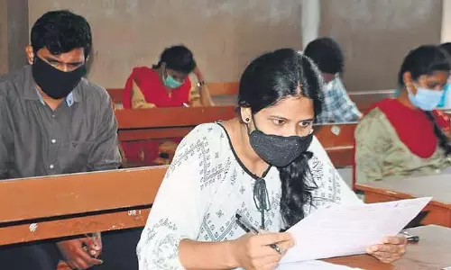 Andhra में पुलिस भर्ती परीक्षा में 33,921 उम्मीदवार उत्तीर्ण