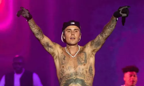 Justin Bieber ने सातवां एल्बम स्वैग जारी किया Justin Bieber ने सातवां एल्बम स्वैग जारी किया
