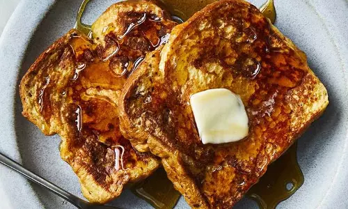 French Toast:  अगर आप कुकिंग सीख रहे हैं तो ट्राई कर सकते हैं ये डिश