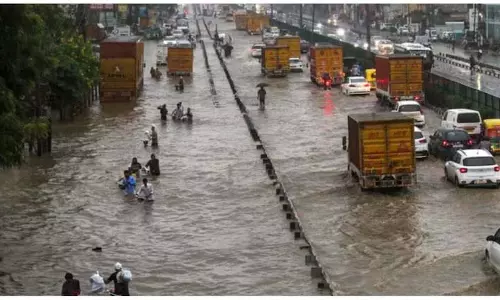 Gurugram में बारिश का खौफ