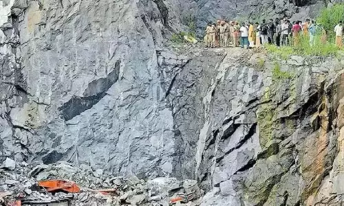 चट्टान गिरने की घटना की व्यापक जांच होनी चाहिए : परिषद चट्टान गिरने की घटना की व्यापक जांच होनी चाहिए : परिषद