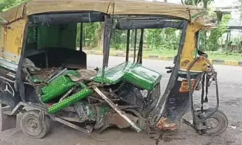 Kurukshetra में तेज़ रफ्तार कार ने मारी स्कूल ऑटो को टक्कर, 9 घायल