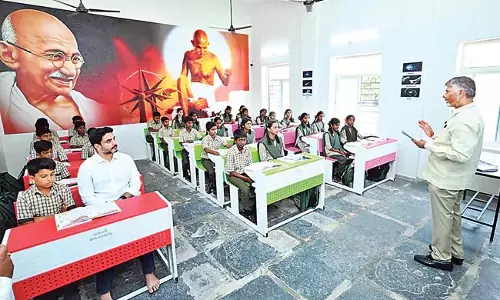 आपके बच्चों का भविष्य मेरी जिम्मेदारी है : CM Chandrababu