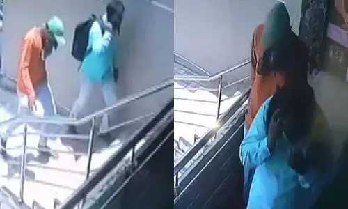 दिनदहाड़े ज्वेलरी की दुकान में घुसकर बंदूक की नोक पर सोने के आभूषणों की लूट दिनदहाड़े ज्वेलरी की दुकान में घुसकर बंदूक की नोक पर सोने के आभूषणों की लूट