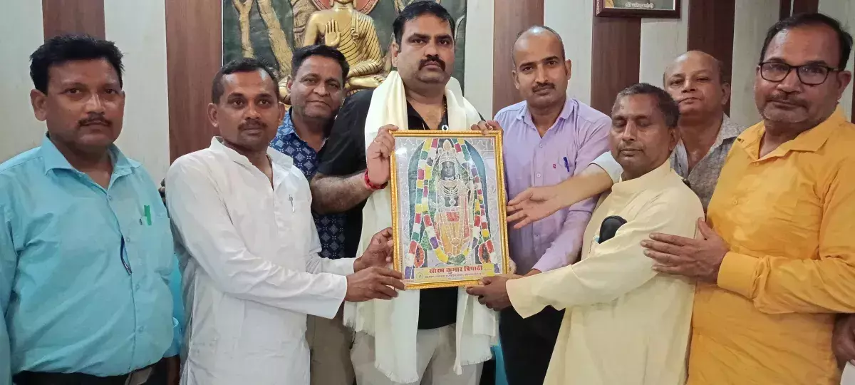 Sant Kabir Nagar: पत्रकार प्रतिनिधिमंडल ने रखी समस्याएं, विधायक से चर्चा